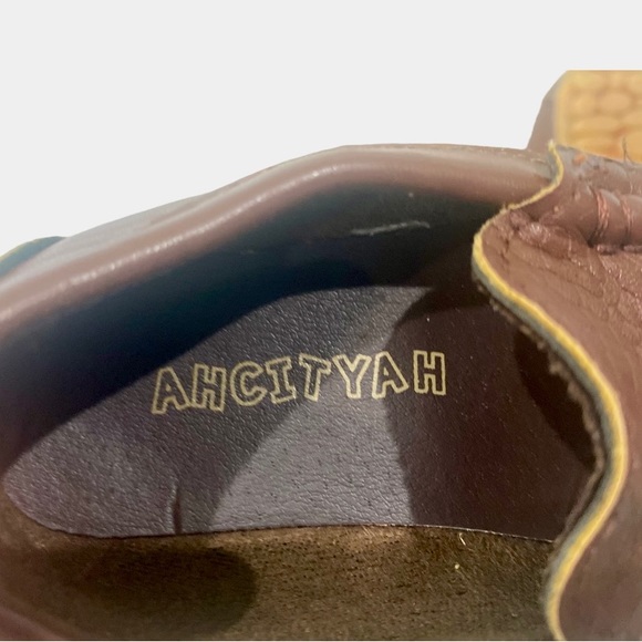 Ahcityah Brown Slip On Shoe Infant size 6 Sole Measures 5 1/8 inches - Picture 6 of 7
